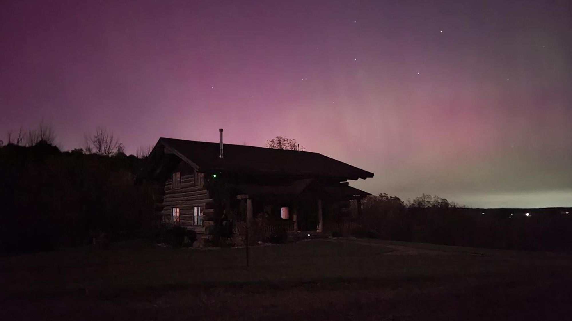 Firefly Creek Lodge Livonia Bagian luar foto